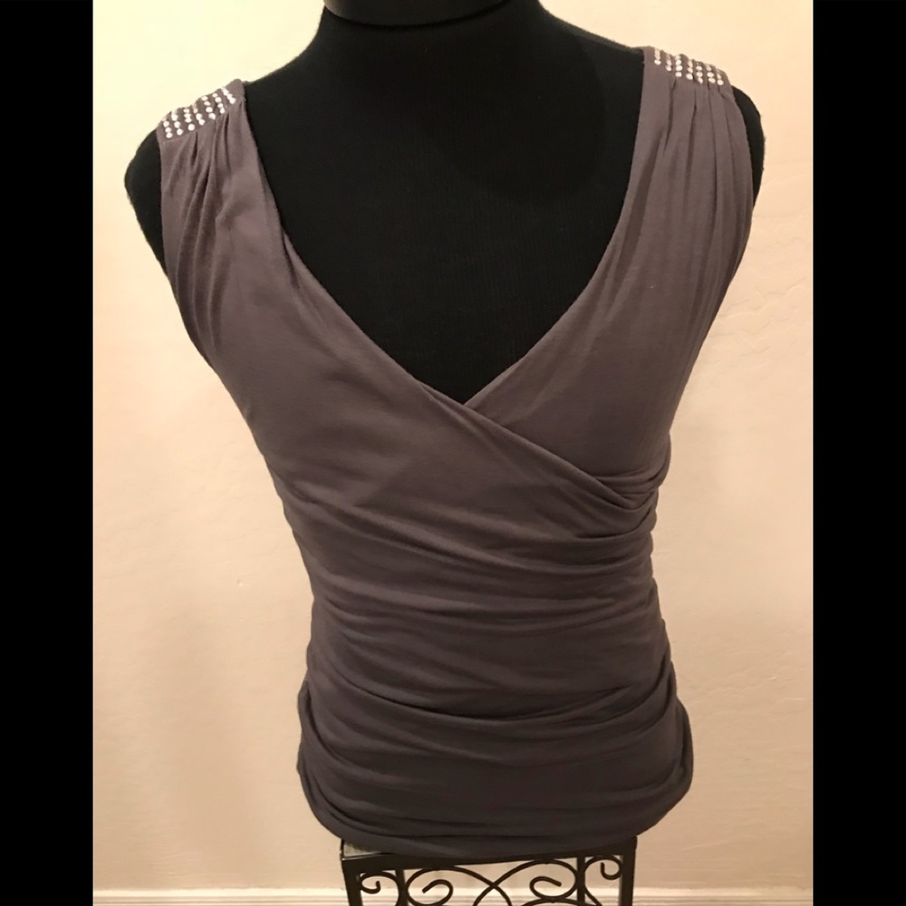 Pewter Gray Xi Sleeveless Sz M TOP